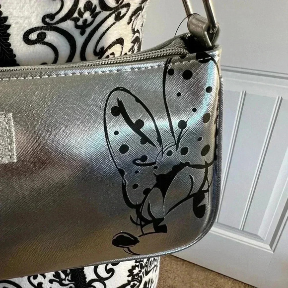 Minnie Mouse “Wink” Baguette  NWT - Picture 5 of 8
